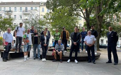 Nachgespräch im Regenbogenkiez mit Wirt*innen und Polizei Berlin