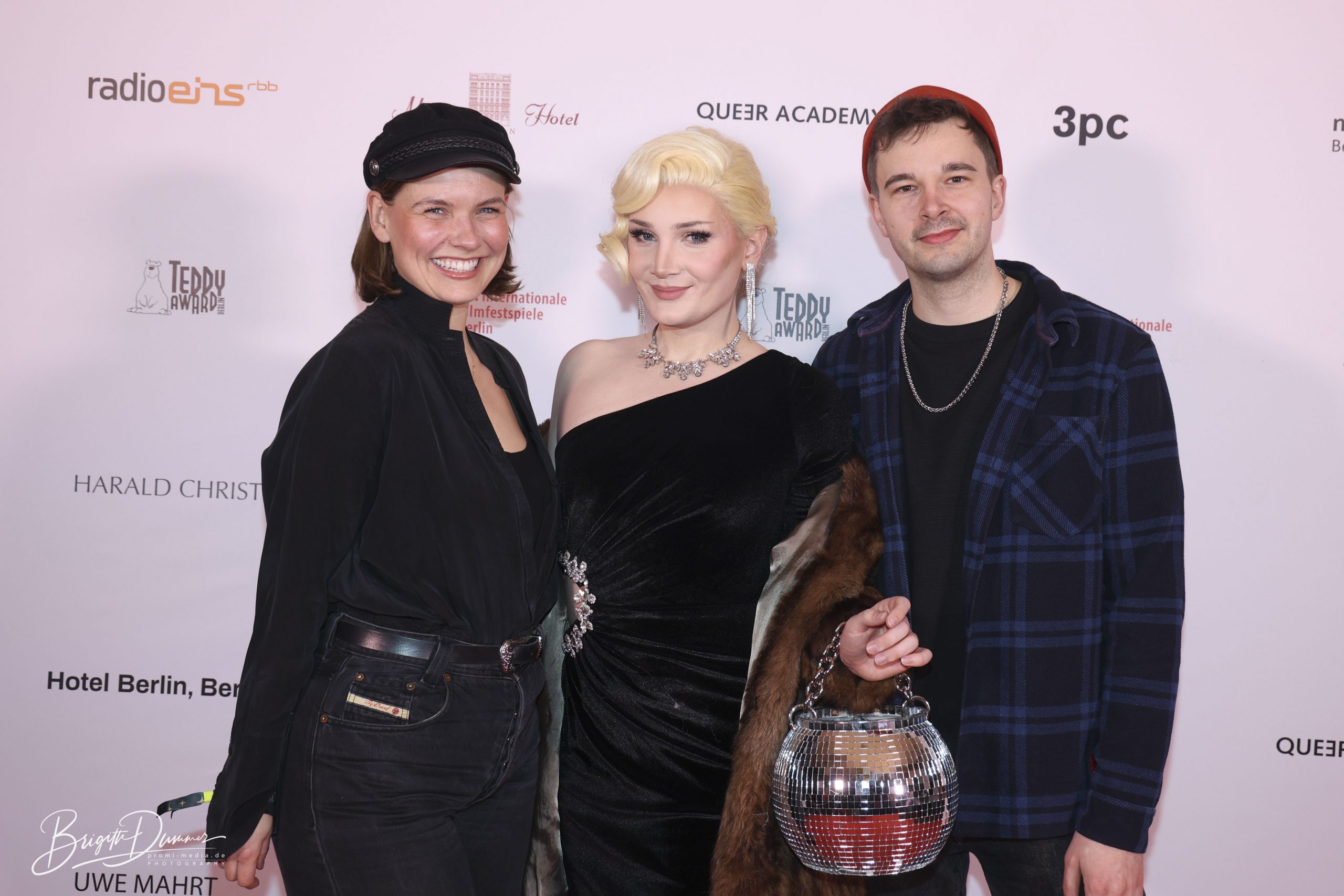 Geschäftsstelle CSD Team auf Teddy Award Verleihung, Foto: Brigitte Dummer