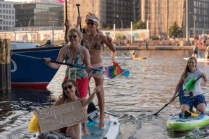 Stand-up and Stand Up! – Queere SUP-Tour auf der Spree